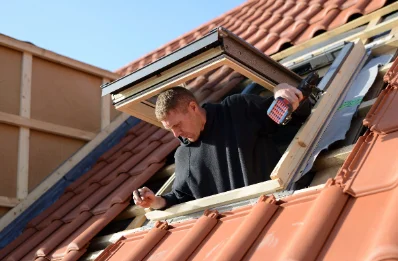 Pose de fenêtres de toit Velux à Marbéville